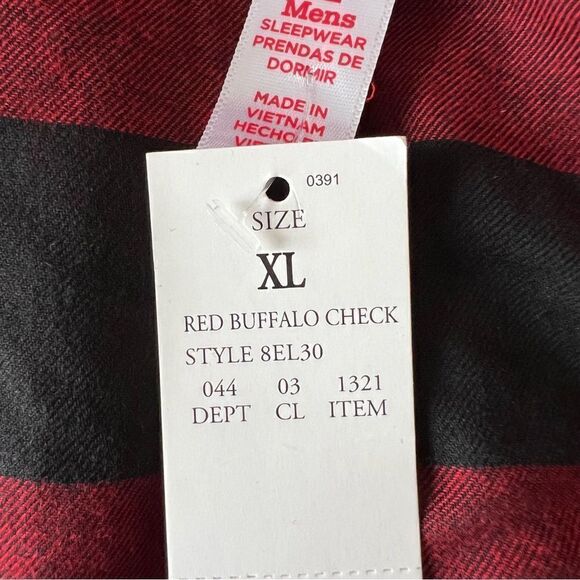 š Wondershop MenāsāHoliday Buffalo Check 2 pc PJ Set sizeāXL - Picture 6 of 7